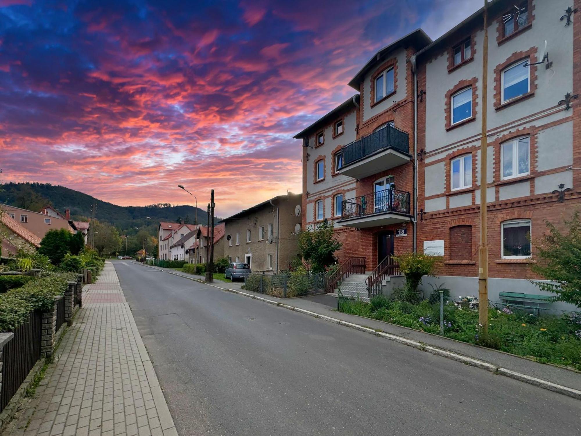 Apartament Pod Jalowcem Gory Sowie 533-543-732 Jedlina-Zdroj Exterior foto